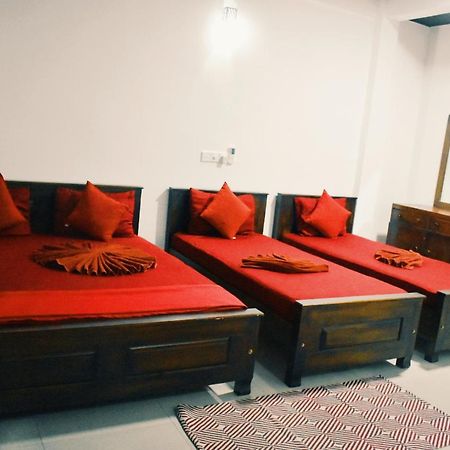 Oasis Beach Hotel Negombo Luaran gambar