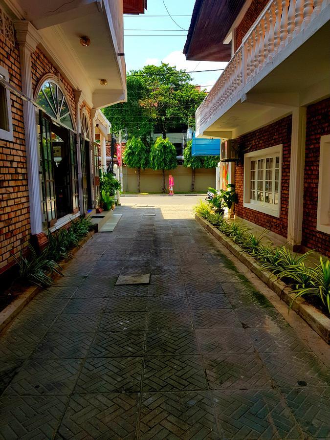 Oasis Beach Hotel Negombo Luaran gambar