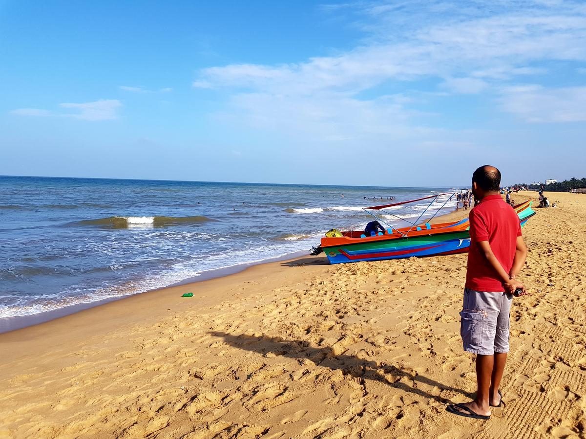 Oasis Beach Hotel Negombo Luaran gambar