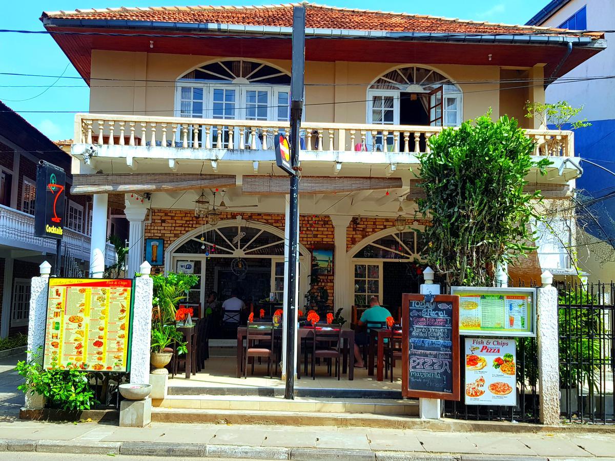 Oasis Beach Hotel Negombo Luaran gambar