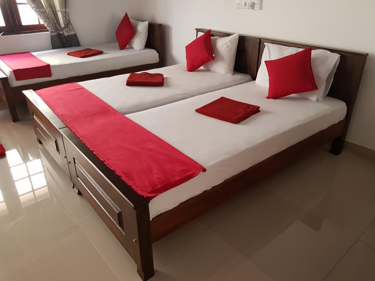 Oasis Beach Hotel Negombo Luaran gambar