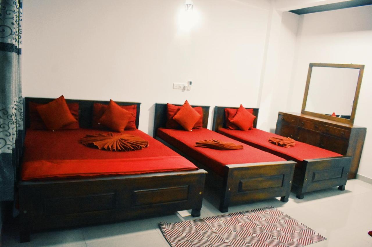 Oasis Beach Hotel Negombo Luaran gambar