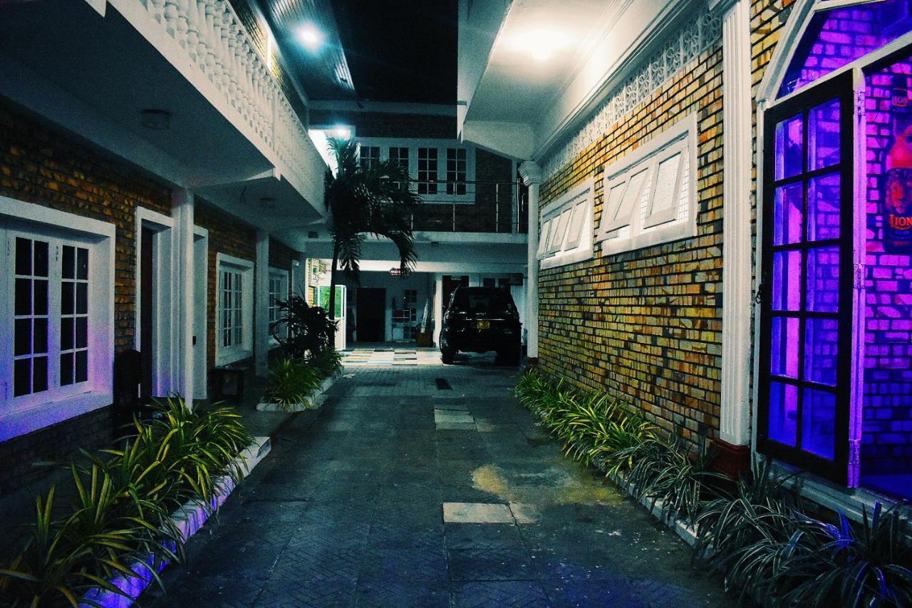 Oasis Beach Hotel Negombo Luaran gambar