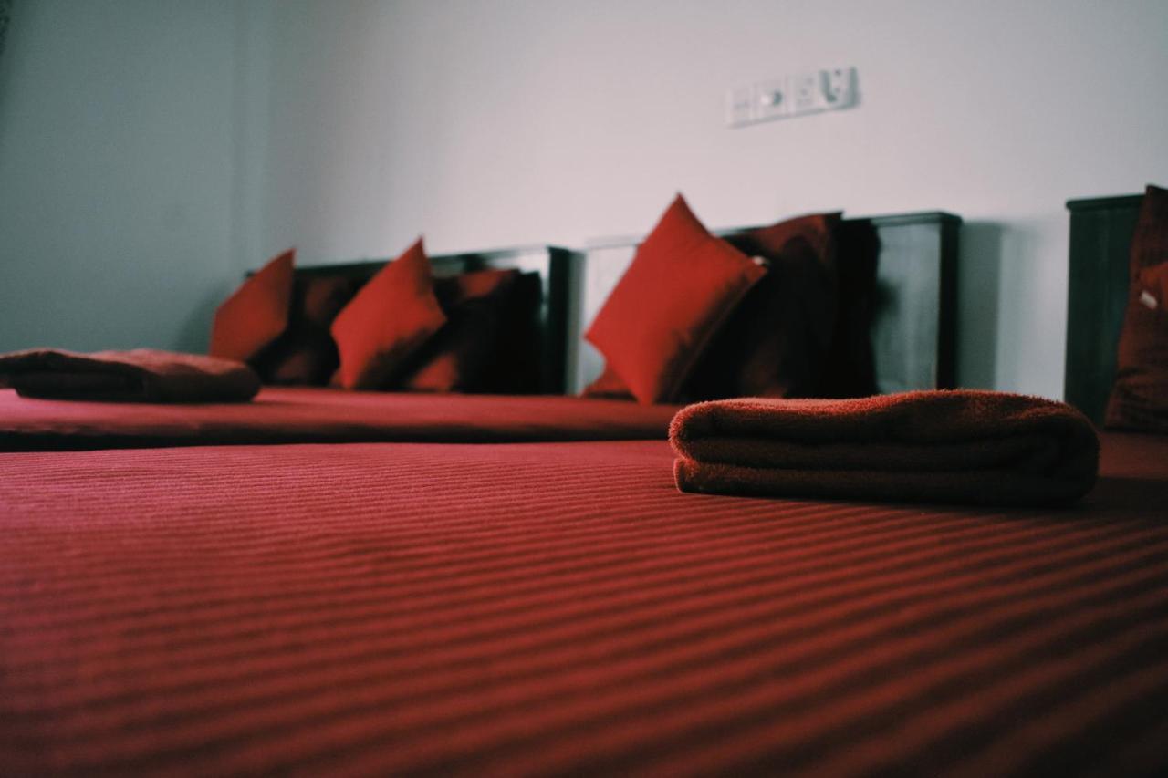 Oasis Beach Hotel Negombo Luaran gambar